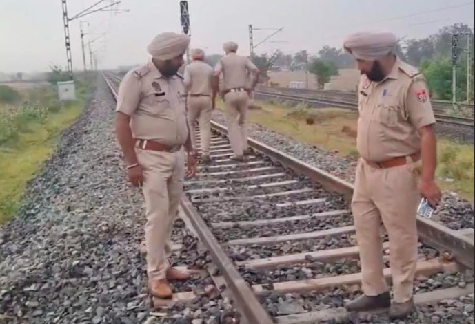 ਸ਼ੰਭੂ-ਅੰਬਾਲਾ ਮਾਰਗ ’ਤੇ ਧਮਾਕਾ; ਮਨੁੱਖੀ ਧੜ ਮਿਲਣ ਨਾਲ ਸਨਸਨੀ