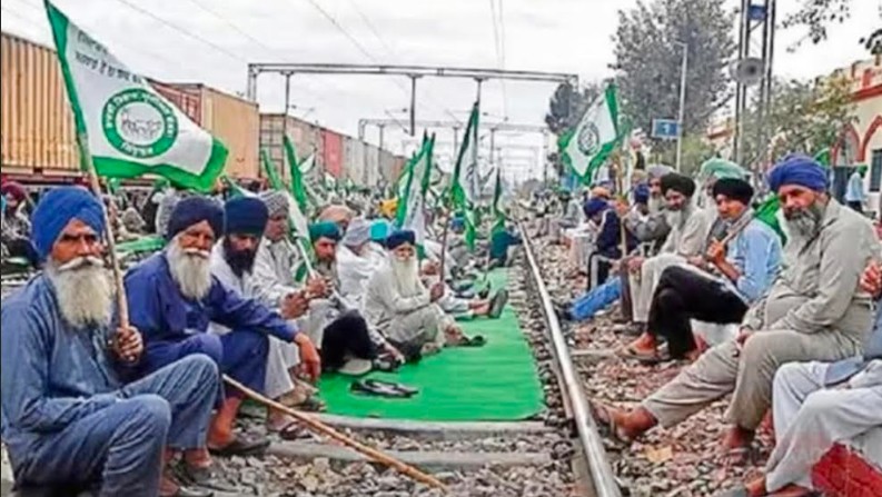 ਪੰਜਾਬ ਅੰਦਰ ਕਣਕ ਦੀ ਖਰੀਦ ਸ਼ੁਰੂ ਨਾ ਹੋਣ ਕਾਰਨ ਪੰਜਾਬ ਦੀਆਂ ਕਿਸਾਨ ਜਥੇਬੰਦੀਆਂ ਵੱਲੋਂ ਅੱਜ ਰੇਲਾਂ ਰੋਕਣ ਦਾ ਐਲਾਨ