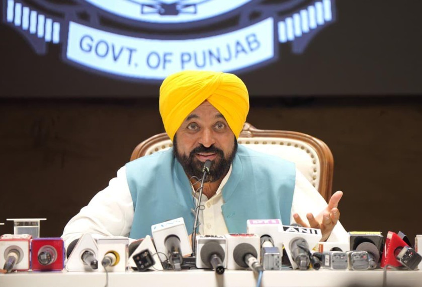 ਪੰਜਾਬ ਵਿੱਚ ਈ.ਡੀ. ਰਾਹੀਂ ਭਾਜਪਾ ਦੀ ਚੋਣ ਖੇਡ ਜਾਰੀ, ਤਿੰਨ ਦਿਨਾਂ ਵਿੱਚ ਦੋ ‘ਆਪ’ ਆਗੂਆਂ ਦੇ ਘਰਾਂ ’ਤੇ ਛਾਪੇ: ਮੁੱਖ ਮੰਤਰੀ ਭਗਵੰਤ ਸਿੰਘ ਮਾਨ*