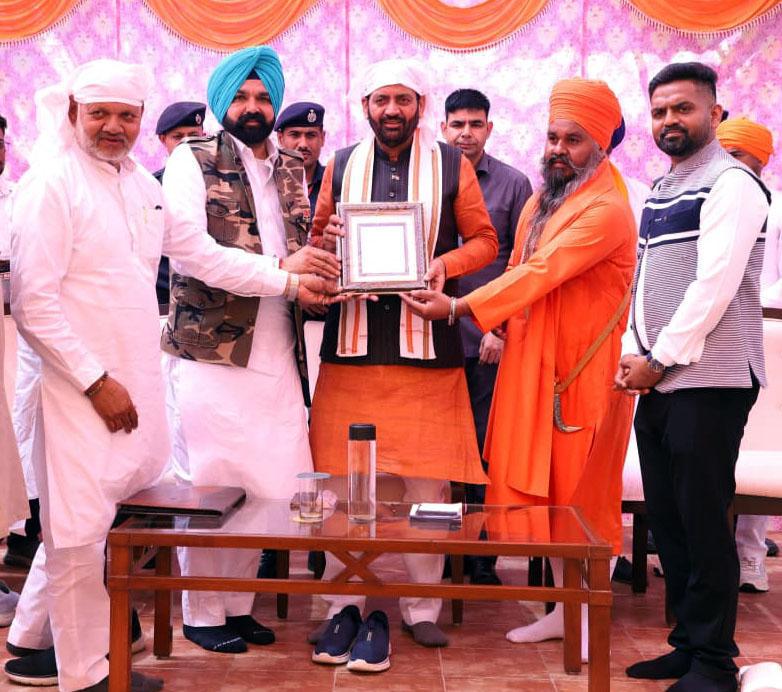 ਮੁੱਖ ਮੰਤਰੀ ਨੇ ਸੰਤ ਕਬੀਰ ਕੁਟਿਰ ਵਿੱਚ ‘ਰਾਇ ਸਿੱਖ ਸਮਾਜ’ ਦੇ ਪ੍ਰਤੀਨਿਧਿਮੰਡਲ ਨਾਲ ਕੀਤੀ ਮੁਲਾਕਾਤ