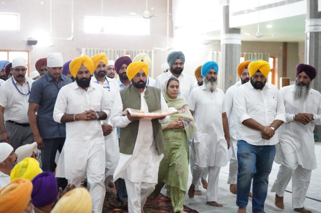 ਮੁੱਖ ਮੰਤਰੀ ਭਗਵੰਤ ਸਿੰਘ ਮਾਨ ਨੇ ਗੁਰਦੁਆਰਾ ਜੋਤੀਸਰ ਸਾਹਿਬ ਵਿਖੇ ਮੱਥਾ ਟੇਕਿਆ, ਬੇਅਦਬੀ ਵਿਰੁੱਧ ਸਖ਼ਤ ਕਾਨੂੰਨ ਬਣਾਉਣ ਦਾ ਬਲ ਬਖਸ਼ਣ ਲਈ ਪ੍ਰਮਾਤਮਾ ਦਾ ਸ਼ੁਕਰਾਨਾ ਕੀਤਾ