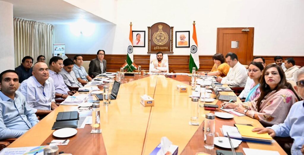 मुख्यमंत्री नायब सिंह सैनी ने हरियाणा विजन-2047 के अंतर्गत राजस्व एवं आपदा प्रबंधन विभाग के अगले 5 वर्षों की कार्ययोजना की समीक्षा की