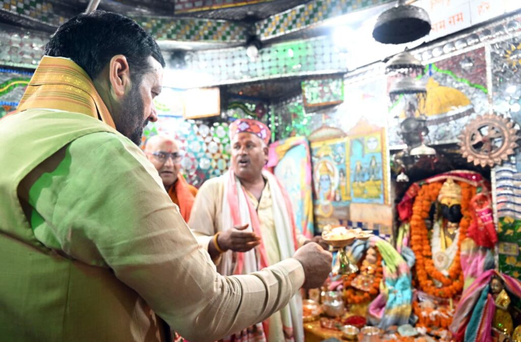 हरियाणा के मुख्यमंत्री नायब सिंह सैनी ने सरस्वती उद्गम स्थल श्री आदिबद्री नारायण मंदिर में पूजा अर्चना कर प्रदेश की तरक्की की करी कामना