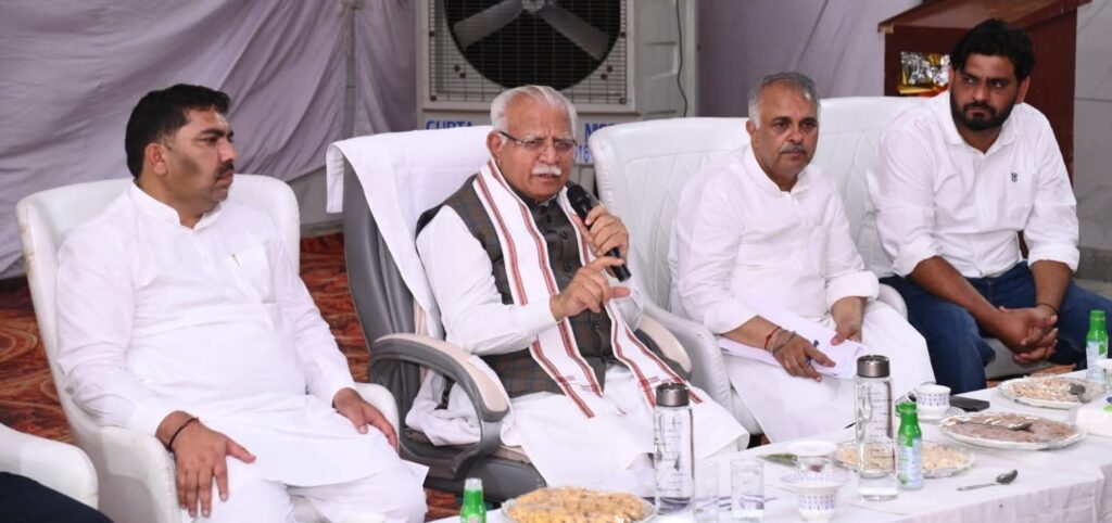 जिला की 395 ग्राम पंचायतों में खोलेंगे लाइब्रेरी : केंद्रीय मंत्री मनोहर लाल