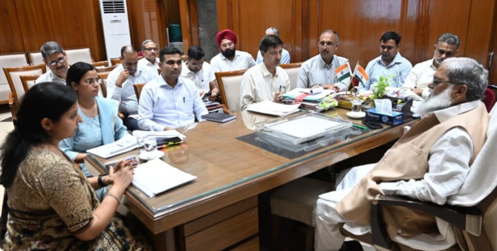 हरियाणा को सोलर ऊर्जा में नंबर-1 बनाने की दिशा में बड़ा कदम, हर एसडीओ कार्यालय में स्थापित होगी सोलर विंडो – ऊर्जा मंत्री अनिल विज