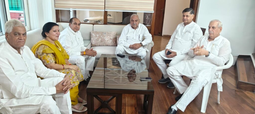 भूपेंद्र सिंह हुडडा ने कांग्रेस विधायकों से की बैठक 3 तारीख को होगी विधायक दल की महत्वपूर्ण बैठक