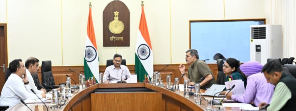 मुख्य सचिव श्री अनुराग रस्तोगी की अध्यक्षता में आज यहां एक उच्च स्तरीय बैठक में राज्य सरकार द्वारा इस दिशा में शुरू किए गए सुधारों की प्रगति की समीक्षा