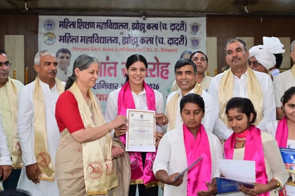 बेटियां देश व प्रदेश के विकास में अपनी महत्वपूर्ण भूमिका निभाने के लिए हैं तैयार- शिक्षा मंत्री महीपाल ढांडा