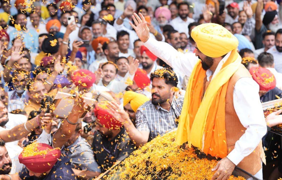 ਬੇਅਦਬੀ ਦੇ ਦੋਸ਼ੀ ਹੁਣ ਬਹੁਤਾ ਸਮਾਂ ਕਾਨੂੰਨ ਦੇ ਸ਼ਿਕੰਜੇ ਤੋਂ ਬਚ ਨਹੀਂ ਸਕਦੇ; ਸ਼ੁਕਰਾਨਾ ਯਾਤਰਾ ਦੇ ਦੂਜੇ ਦਿਨ ਮੁੱਖ ਮੰਤਰੀ ਭਗਵੰਤ ਸਿੰਘ ਮਾਨ ਨੇ ਲਿਆ ਅਹਿਦ