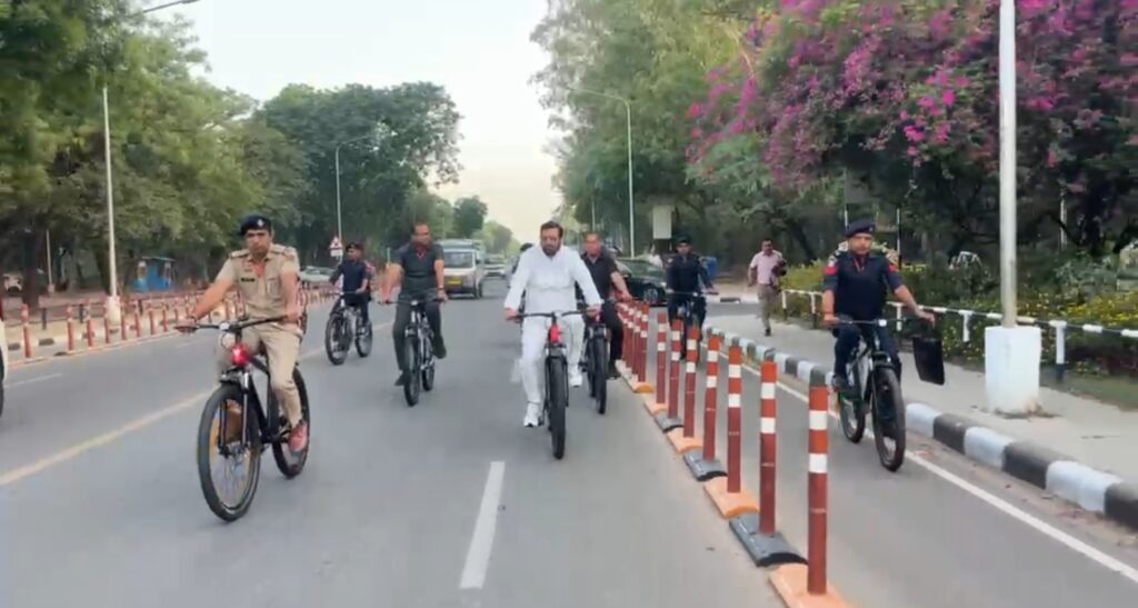 प्रधानमंत्री नरेंद्र मोदी के आह्वान पर मुख्यमंत्री नायब सिंह सैनी ने साइकिल से किया सफर