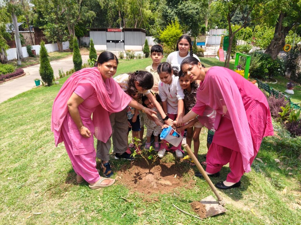 *यूटी चंडीगढ़ के 450 आंगनवाड़ी केन्द्रों में विश्व पर्यावरण दिवस 2026 उत्साहपूर्वक मनाया गया*