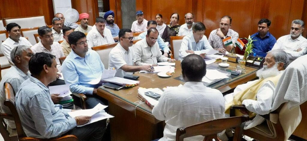 रोडवेज कर्मियों को बड़ी राहत, नई तबादला नीति तक आपसी सहमति से मिलेगा स्थानांतरण का अवसर: परिवहन मंत्री अनिल विज