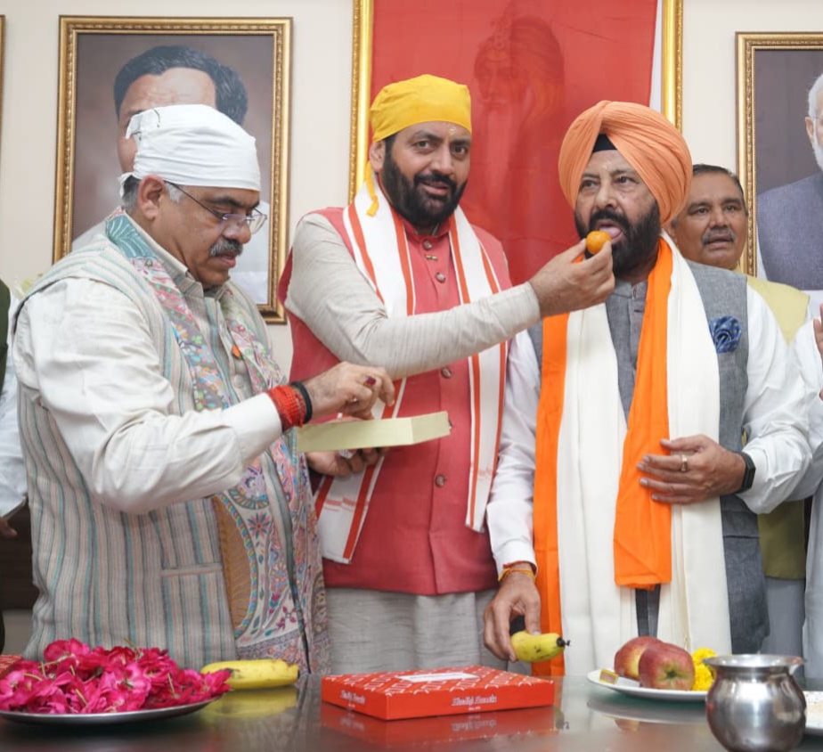 मुख्यमंत्री नायब सिंह सैनी ने पंजाब भाजपा के नवनियुक्त प्रदेश अध्यक्ष सरदार केवल सिंह ढिल्लों के कार्यभार ग्रहण समारोह में पहुंचकर दी शुभकामनाएं