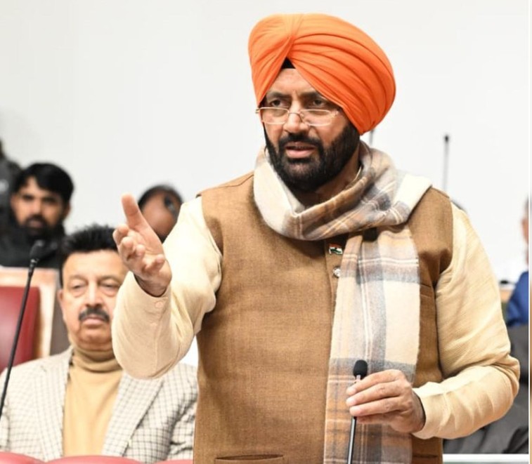 गुरुओं का इतिहास हरियाणा की 8वीं कक्षा के इतिहास पाठ्यक्रम में शामिल