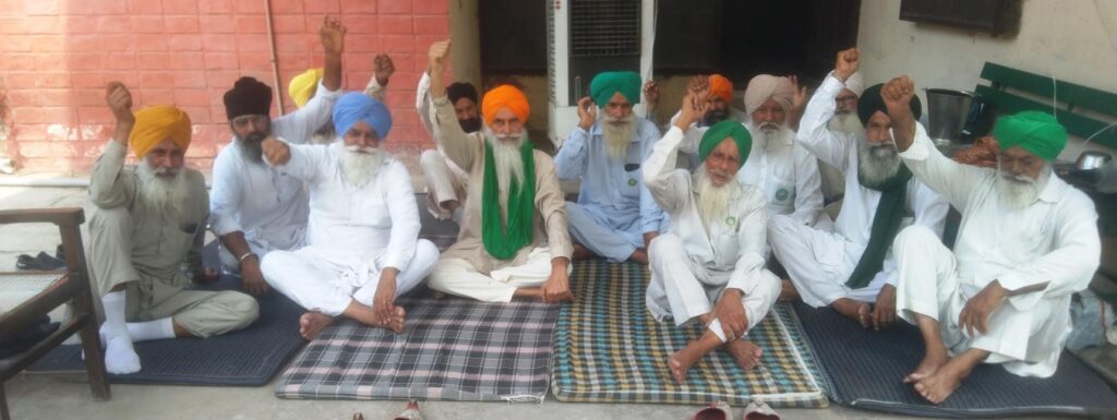 ਭਾਰਤੀ ਕਿਸਾਨ ਯੂਨੀਅਨ ਏਕਤਾ ਸਿੱਧੂਪੁਰ ਵੱਲੋਂ ਬਸੀ ਪਠਾਣਾਂ ਵਿੱਚ ਧਰਨਾ ਅਤੇ ਚੰਡੀਗੜ੍ਹ ਵਿਖੇ ਰੋਸ ਮਾਰਚ