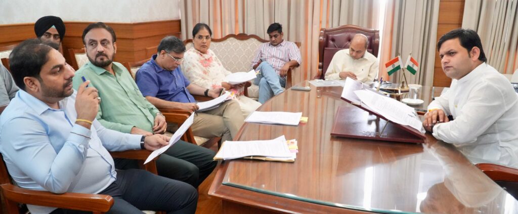 आईटीआई छात्रों को हुनरमंद बनाकर आधुनिक उद्योगों से जोड़ना है सरकार का मुख्य लक्ष्य- राज्य मंत्री गौरव गौतम