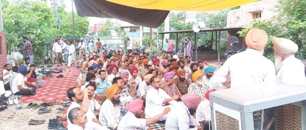 ਪੁਰਾਣੀ ਪੈਨਸ਼ਨ ਸਕੀਮ ਦੀ ਬਹਾਲੀ ਤੇ 17-07-2020 ਦਾ ਨੋਟੀਫ਼ਿਕੇਸ਼ਨ ਰੱਦ ਕਰਨ ਨੂੰ ਲੈ ਕੇ ਆਗੂਆਂ ਨੇ ਪੰਜਾਬ ਸਰਕਾਰ ਤੇ ਮੈਨੇਜਮੈਂਟ ਖ਼ਿਲਾਫ਼ ਖੋਲ੍ਹਿਆ ਮੋਰਚਾ