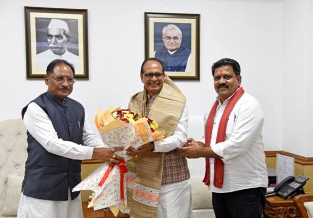 दिल्ली में केंद्रीय मंत्री शिवराज सिंह चौहान से मिले छत्तीसगढ़ के मुख्यमंत्री विष्णु देव साय