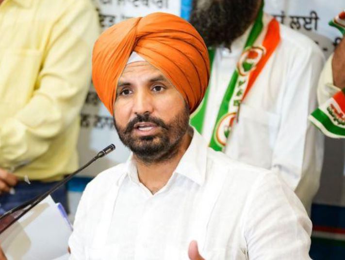 ਪੰਜਾਬ ’ਚ ਪੇਪਰ ਲੀਕ ਹੋਣ ਦੇ ਮਾਮਲਿਆਂ ਵਿੱਚ ਮਾਨ ਤੇ ਬੈਂਸ ਅਸਤੀਫਾ ਦੇਣ : ਵੜਿੰਗ