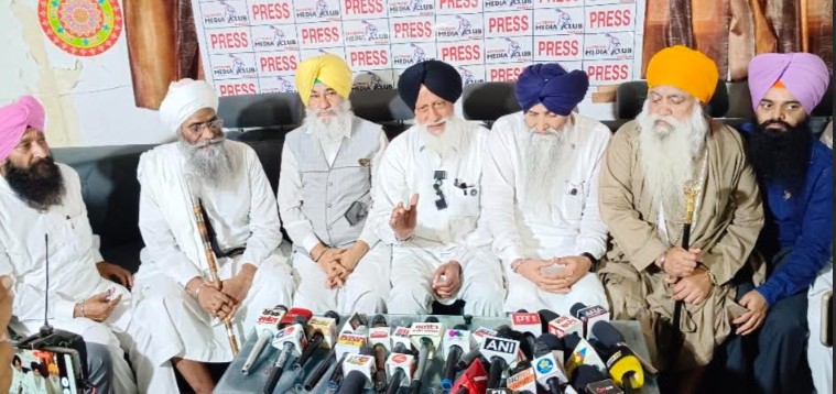 ਕੌਮੀ ਇਨਸਾਫ ਮੋਰਚੇ ਦੇ ਸੱਦੇ ’ਤੇ ਬੰਦੀ ਸਿੰਘਾਂ ਦੀ ਰਿਹਾਈ ਲਈ ਅੱਜ ਪੰਜਾਬ ਬੰਦ ਵੱਖ-ਵੱਖ ਸਿਆਸੀ, ਧਾਰਮਿਕ ਜਥੇਬੰਦੀਆਂ ਤੇ ਕਿਸਾਨ ਯੂਨੀਅਨਾਂ ਤੋਂ ਇਲਾਵਾ ਵਪਾਰੀ ਵਰਗ ਨੇ ਬੰਦ ਨੂੰ ਦਿੱਤਾ ਸਮਰੱਥਾਨ