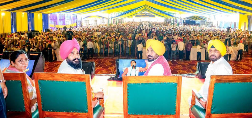 ਭਾਮੁੱਖ ਮੰਤਰੀ ਭਗਵੰਤ ਸਿੰਘ ਮਾਨ ਨੇ ਬਾਬਾ ਬਕਾਲਾ ਵਿਖੇ ਰੱਖੜ ਪੁੰਨਿਆ ਨੂੰ ਸਮਰਪਿਤ ਰਾਜ ਪੱਧਰੀ ਸਮਾਗਮ ਨੂੰ ਕੀਤਾ ਸੰਬੋਧਨਰਤ ਹੁਣ ਅਮਰੀਕਾ ਤੋਂ ਖਰੀਦੇਗਾ ਦੁਨੀਆ ਦਾ ਸਭ ਤੋਂ ਖਤਰਨਾਕ ਐਂਟੀ-ਟੈਂਕ ਮਿਜ਼ਾਈਲ ਸਿਸਟਮ ‘ਜੈਵਲਿਨ’