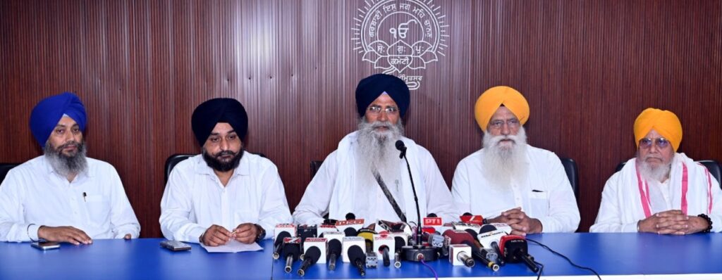 ਅਣ-ਅਧਿਕਾਰਤ ਤੌਰ ’ਤੇ ਸੱਚਖੰਡ ਸ੍ਰੀ ਹਰਿਮੰਦਰ ਸਾਹਿਬ ਤੋਂ ਗੁਰਬਾਣੀ ਪ੍ਰਸਾਰਣ ਨਹੀਂ ਚਲਾਇਆ ਜਾ ਸਕਦਾ- ਐਡਵੋਕੇਟ ਧਾਮੀ