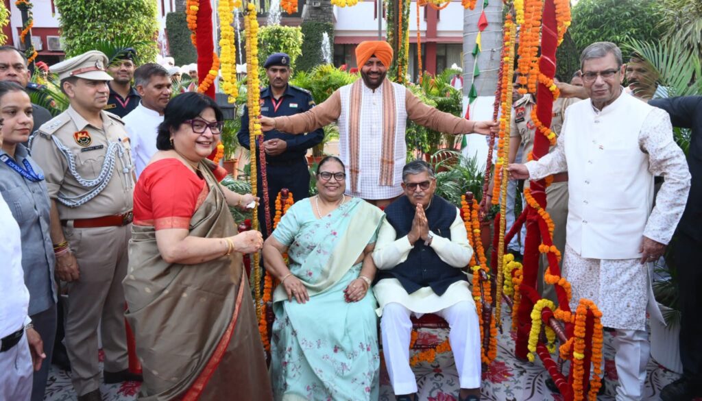 मुख्यमंत्री नायब सिंह सैनी ने प्रदेशवासियों को दी बधाई; पंजाब के राज्यपाल गुलाब चंद कटारिया और उत्तराखंड के कैबिनेट मंत्री धन सिंह रावत समारोह में हुए शामिल