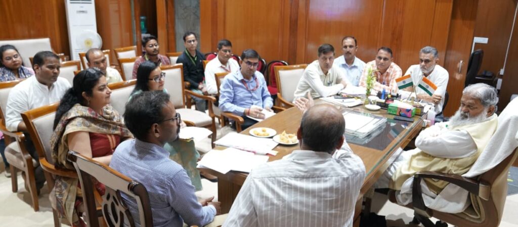 अंबाला छावनी में जल्द बनेगा 100 बिस्तरों का अत्याधुनिक ईएसआईसी अस्पताल : श्रम मंत्री अनिल विज