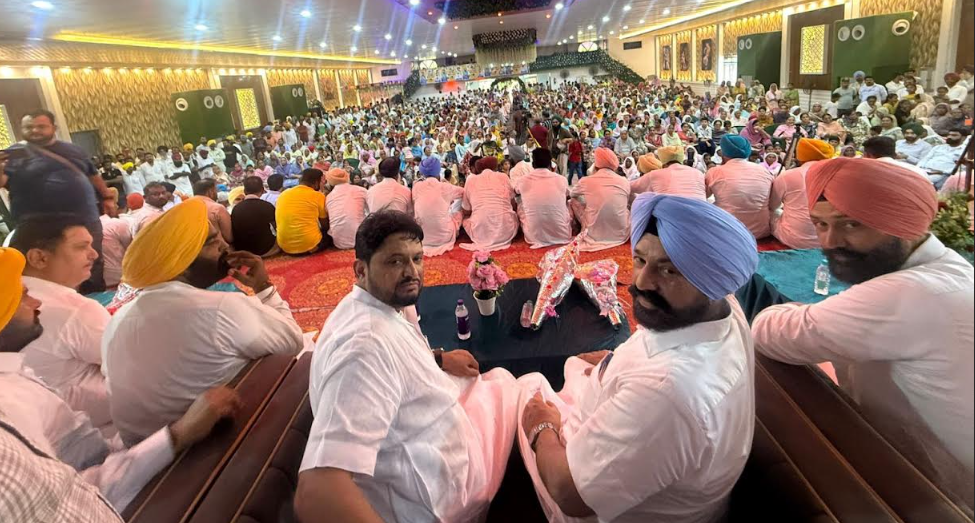 ‘ਮੁੱਖ ਮੰਤਰੀ ਮਾਵਾਂ-ਧੀਆਂ ਸਤਿਕਾਰ ਯੋਜਨਾ’ ਸੂਬਾ ਸਰਕਾਰ ਨੇ ਲੋਕਾਂ ਨਾਲ ਕੀਤੇ ਵਾਅਦੇ ਪੂਰੇ ਕਰਕੇ ਹਰ ਵਰਗ ਨੂੰ ਦਿੱਤੀਆਂ ਸਹੂਲਤਾਂ: ਵਿਧਾਇਕ ਬਲਕਾਰ ਸਿੰਘ ਸਿੱਧੂ
