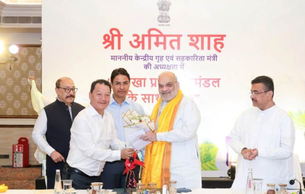 बैठक में विभिन्न संगठनों के प्रतिनिधियों ने केन्द्रीय गृह मंत्री अमित शाह और मुख्यमंत्री शुभेन्दु अधिकारी का उनके सौहार्दपूर्ण एवं उदार दृष्टिकोण के लिए धन्यवाद दिया