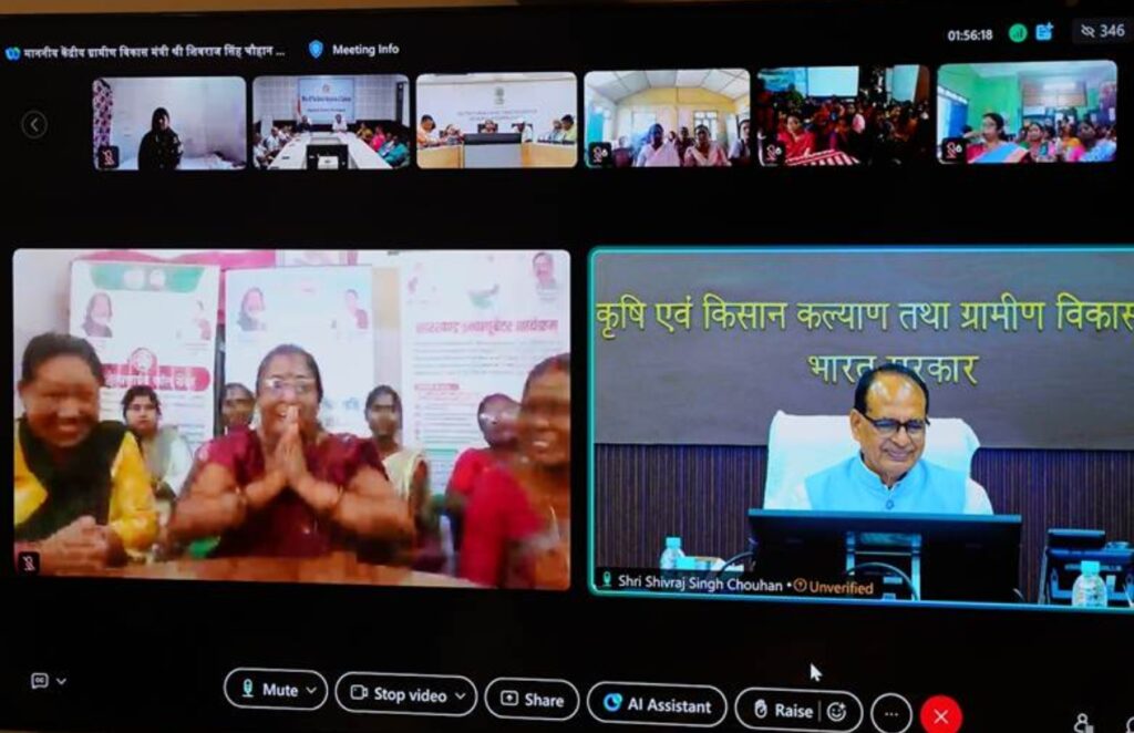 सशक्त नारी, विकसित भारत: केंद्रीय मंत्री शिवराज सिंह चौहान ने लखपति दीदियों और PMAY-G लाभार्थियों से किया सीधा संवाद