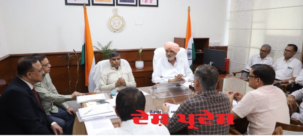 पोल्ट्री फैडरेशन ऑफ इंडिया का प्रतिनिधिमंडल मिला कृषि मंत्री श्याम सिंह राणा से